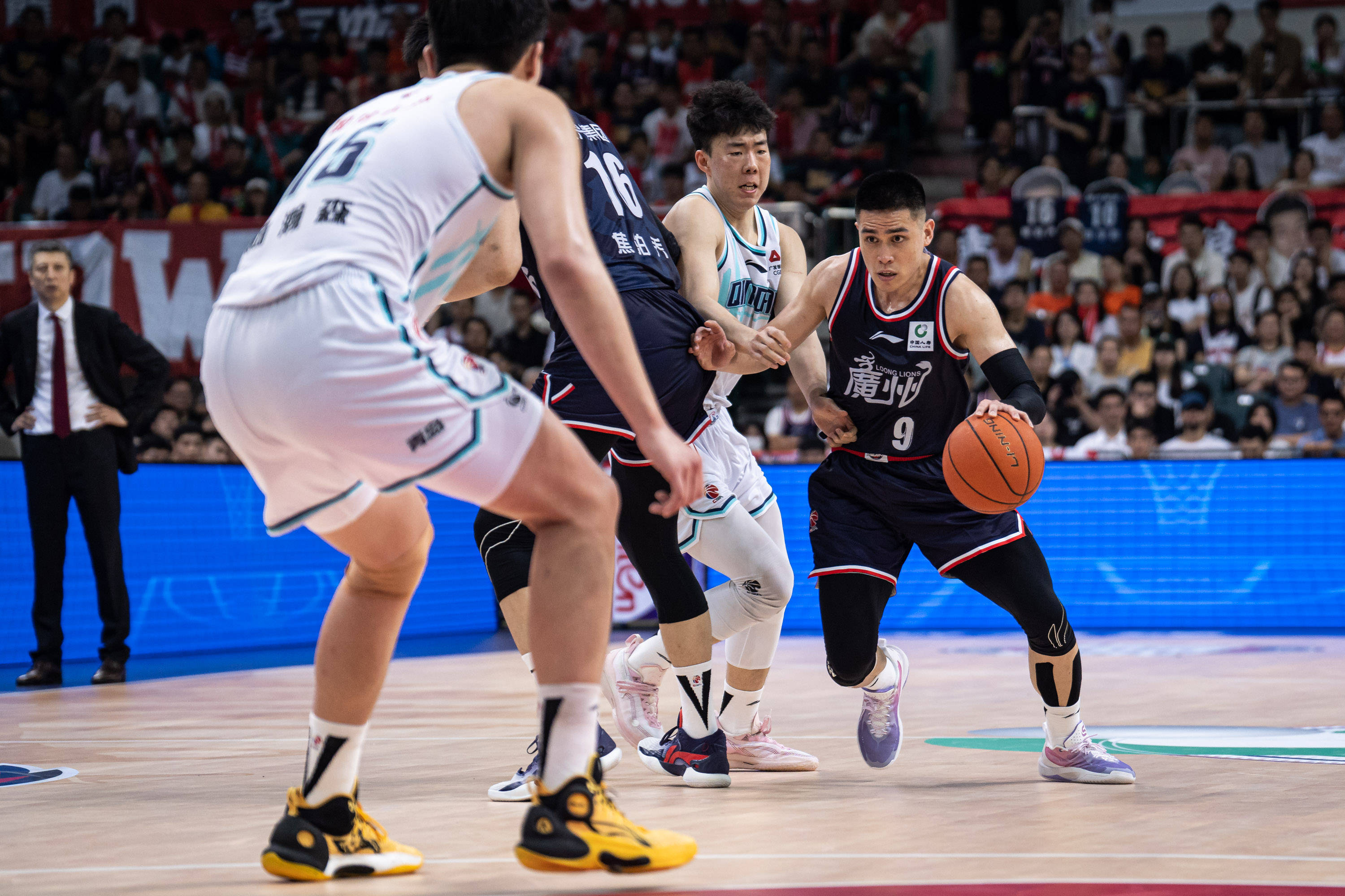 已故英雄光 已故英雄光