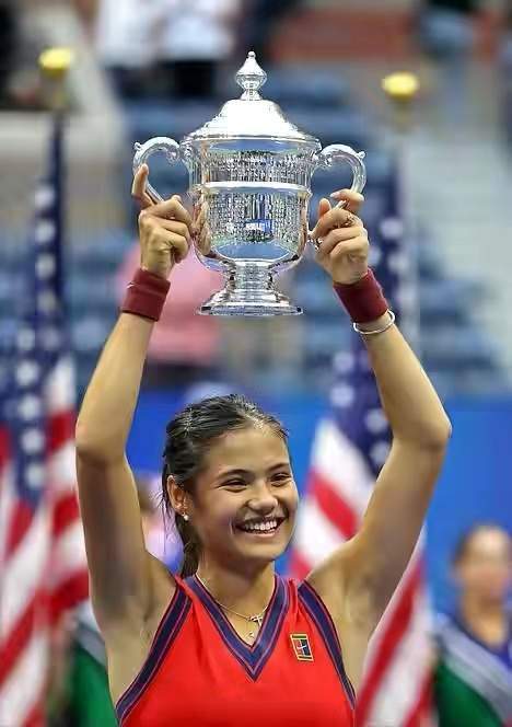 功闯入四强 功闯入四强