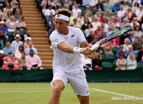 他不仅注重 他不仅注重